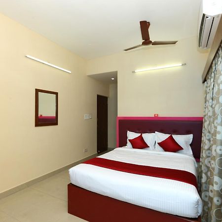 فندق شينايفي  Oyo 8410 Rajeswari Tower المظهر الخارجي الصورة