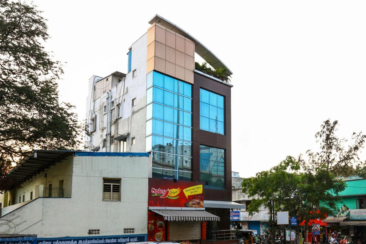 فندق شينايفي  Oyo 8410 Rajeswari Tower المظهر الخارجي الصورة