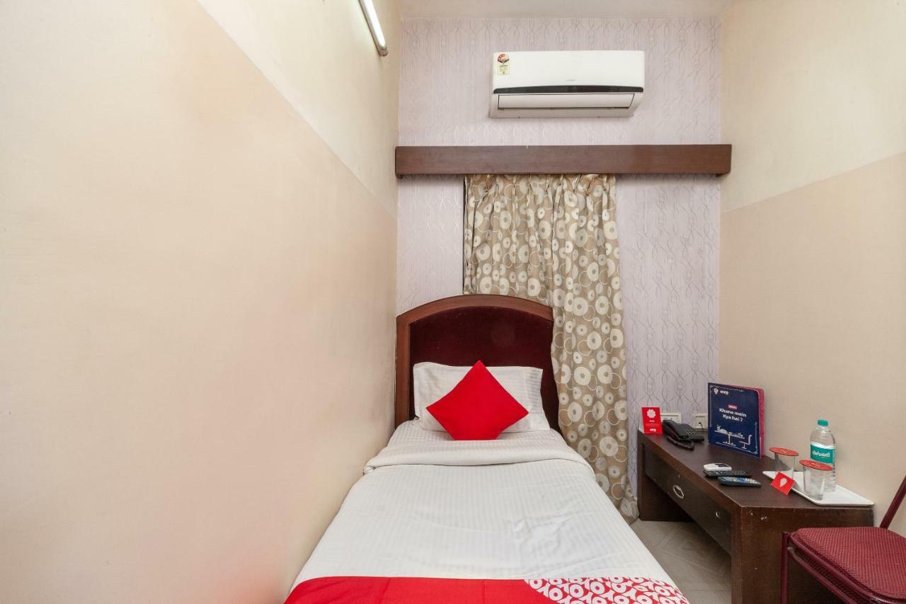 فندق شينايفي  Oyo 8410 Rajeswari Tower المظهر الخارجي الصورة